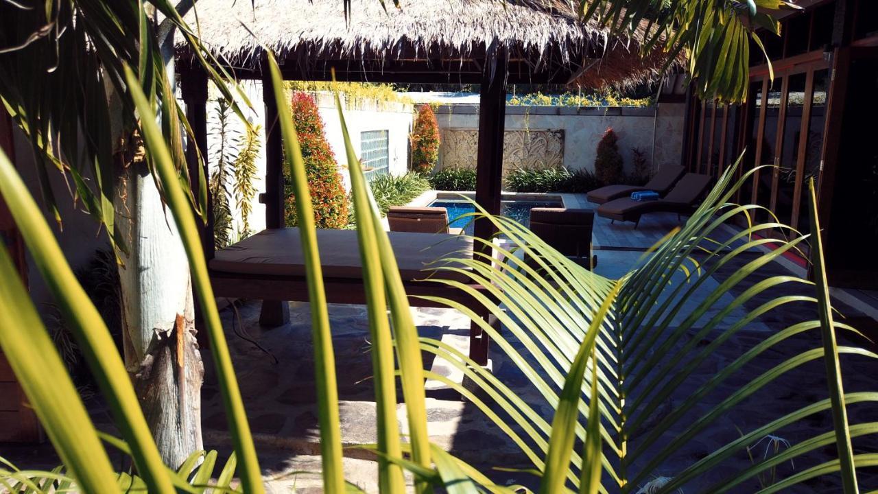 Gili Palms Villas 길리트라왕안 외부 사진